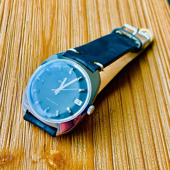 Vintage Enicar Date Hand Wind Men’s WristWatch - Picture 3 of 8